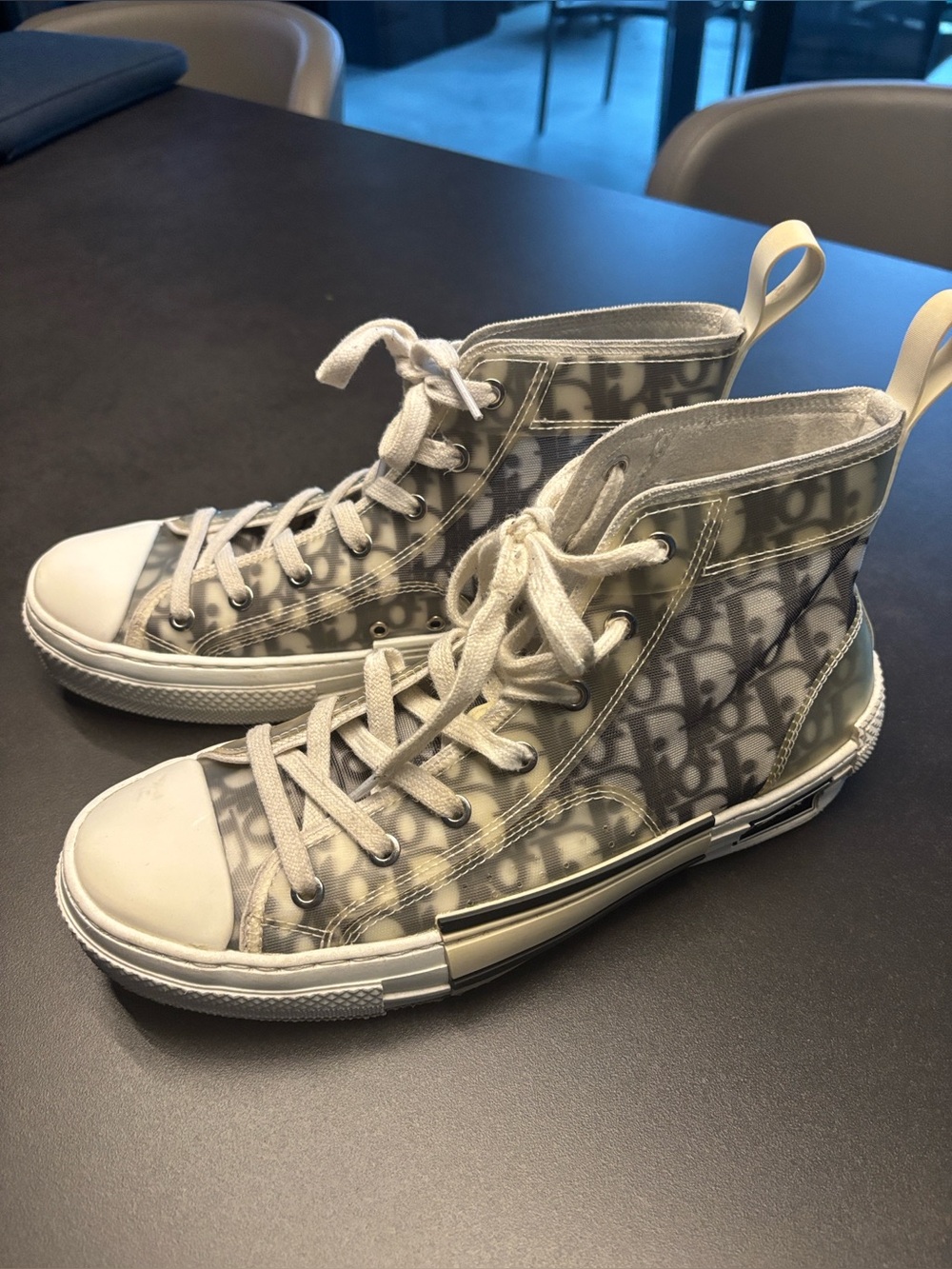 High-Top Logo-Print Lace-Up Sneakers in Light Gray